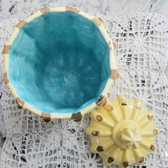 Vintage Candy Dish w/Lid - Picture 5 of 10